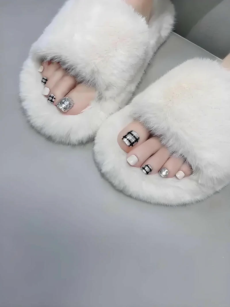 Album nail chân kẻ cực hot