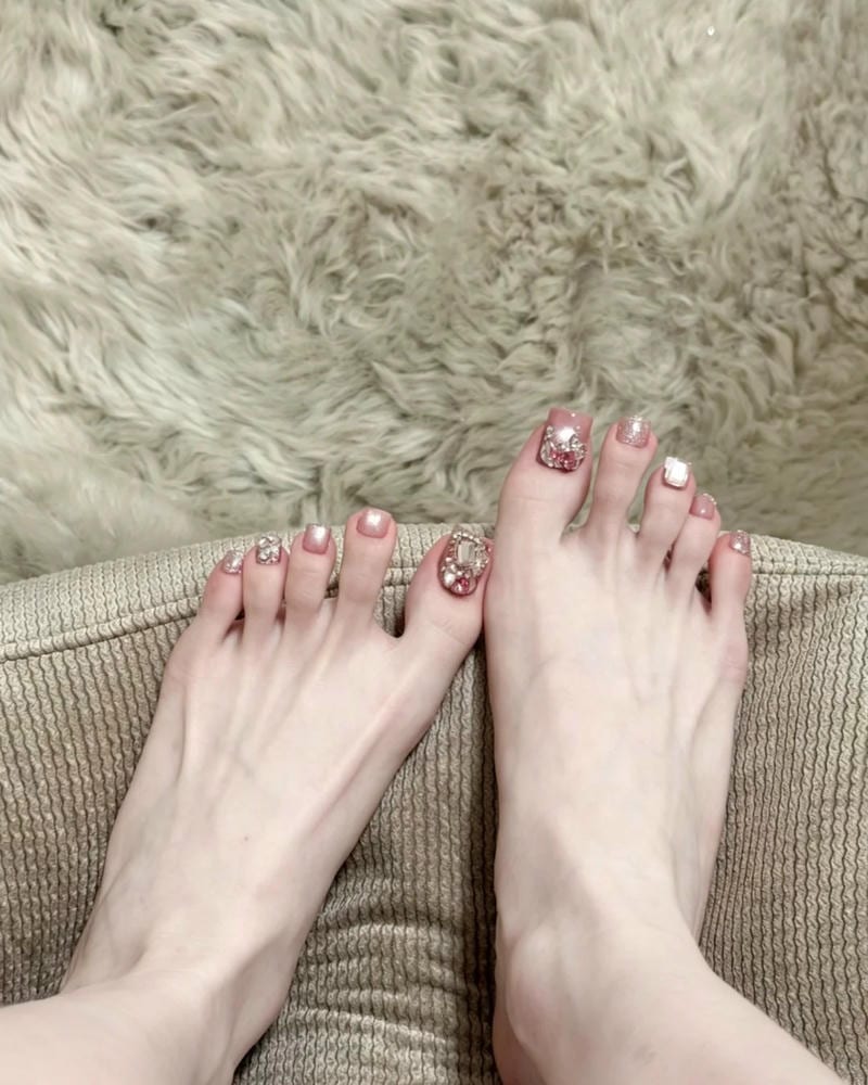 Album nail chân sang chảnh thu hút nhất