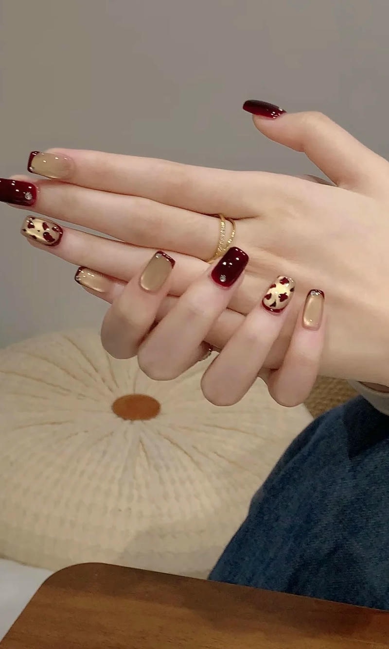 Album nail da báo miễn phí