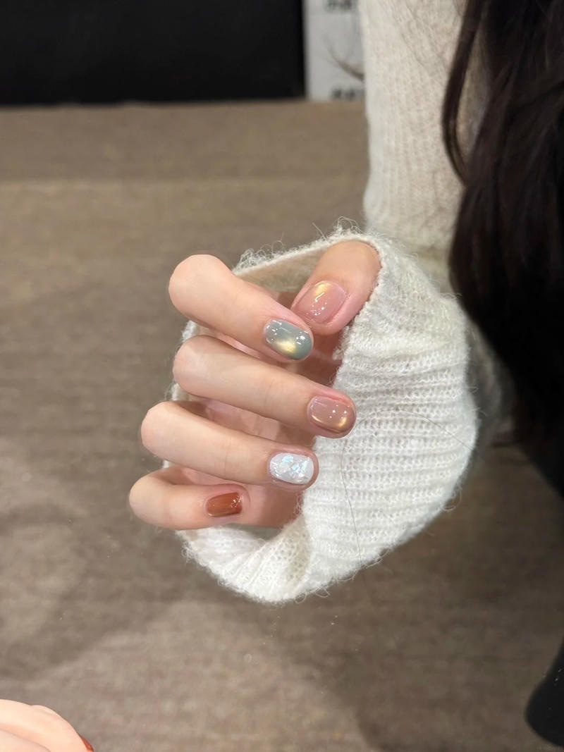 Album nail nhiều màu thu hút