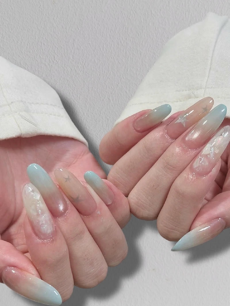 Album nail ombre thu hút nhất