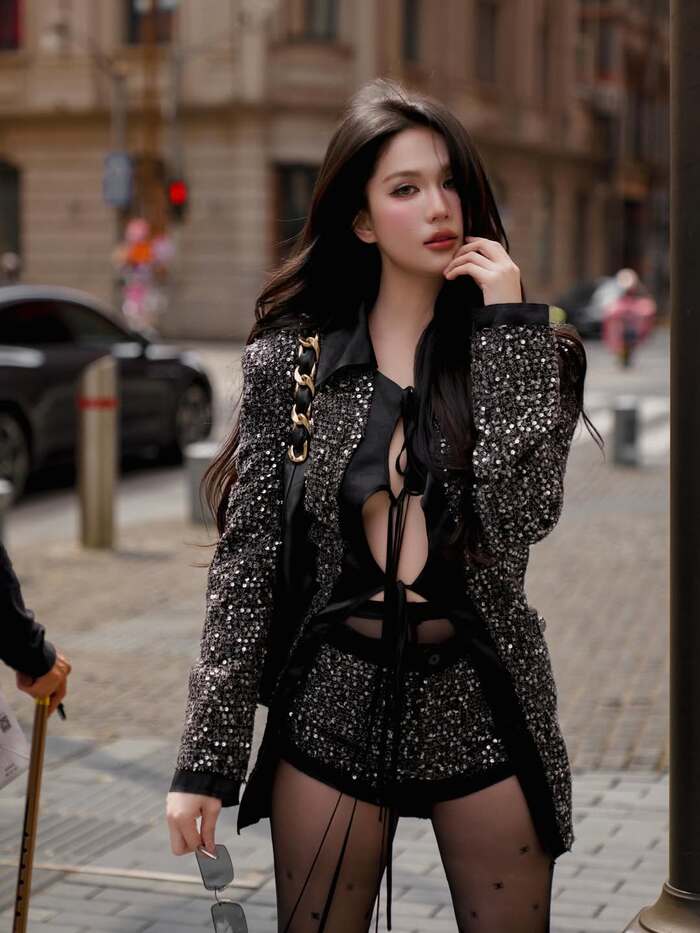 Ảnh Ngọc Trinh ngầu