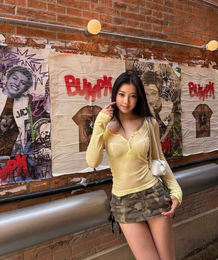 Ảnh gái xinh váy ngắn slay nhất