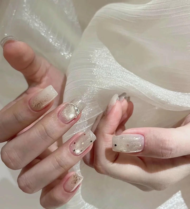 Ảnh nail tiểu thư cuốn hút