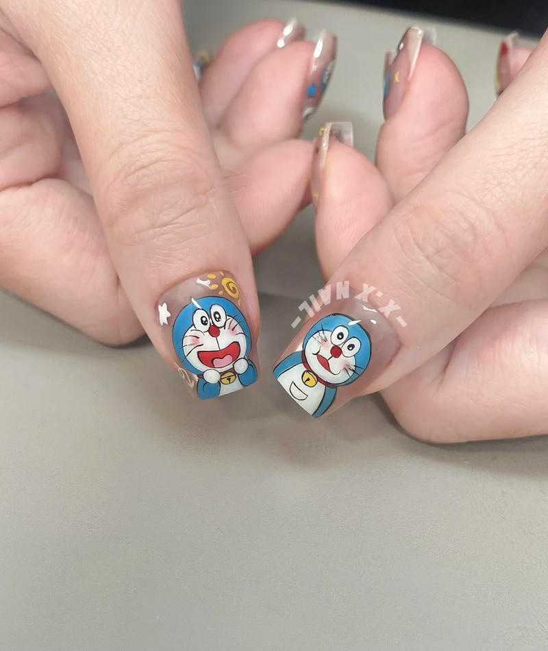 Ảnh nail vẽ doraemon cuốn hút