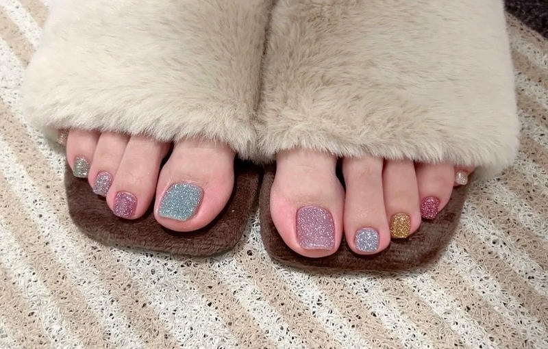 Bộ nail chân nhiều màu độc đáo