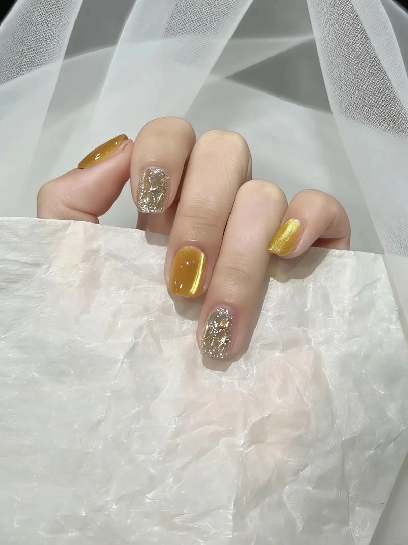 Bộ nail màu vàng mới chất lượng cao