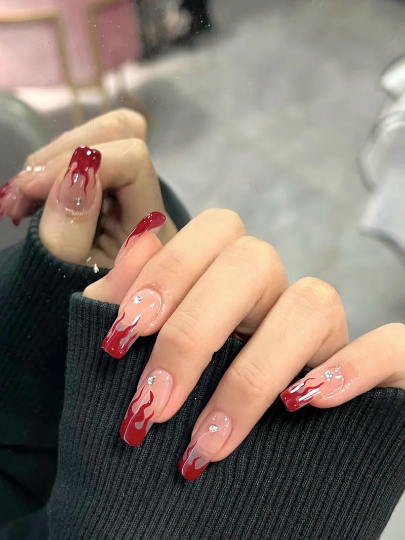 Bộ nail ngọn lửa mới chất lượng cao