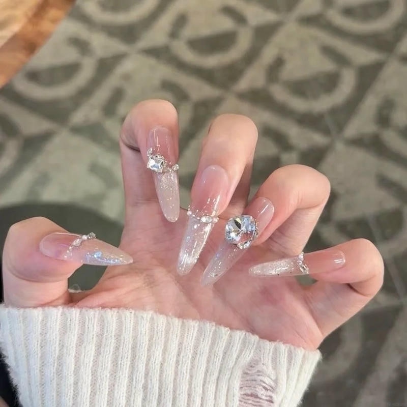 Bộ nail tiểu thư độc đáo