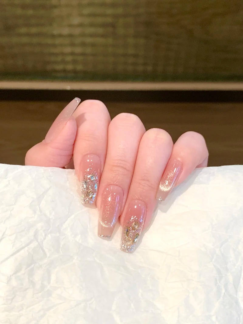 Bộ sưu tập nail kim tuyến chất lượng cao