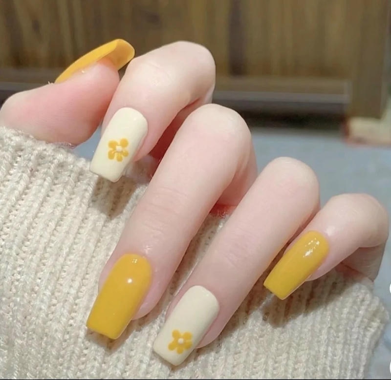 Bộ sưu tập nail màu vàng chất lượng cao