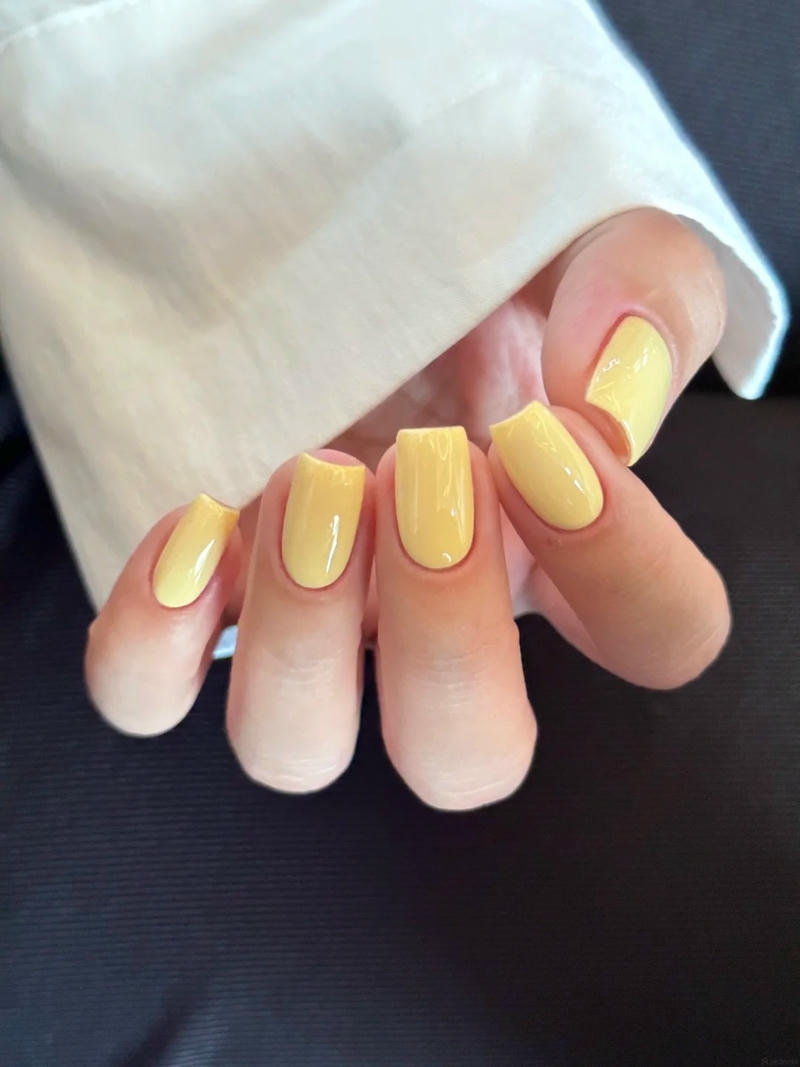 Bộ sưu tập nail màu vàng trend nhất