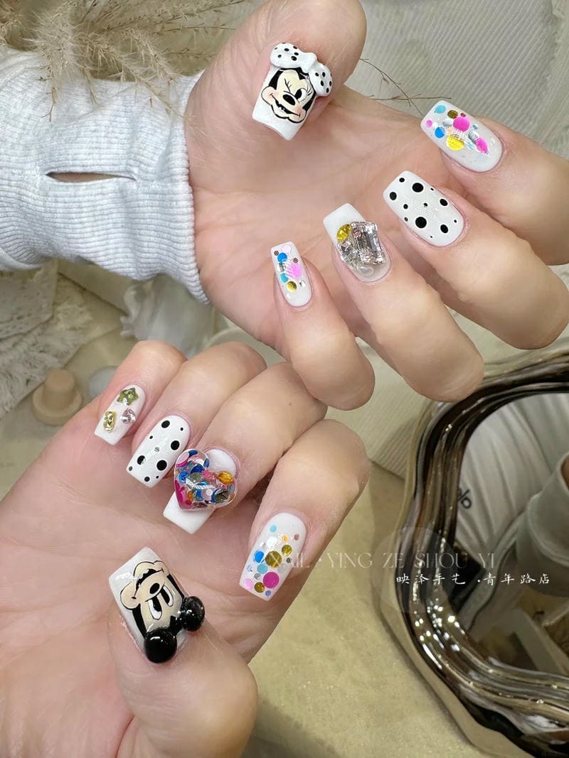 Khám phá kho nail chuột mickey cuốn hút