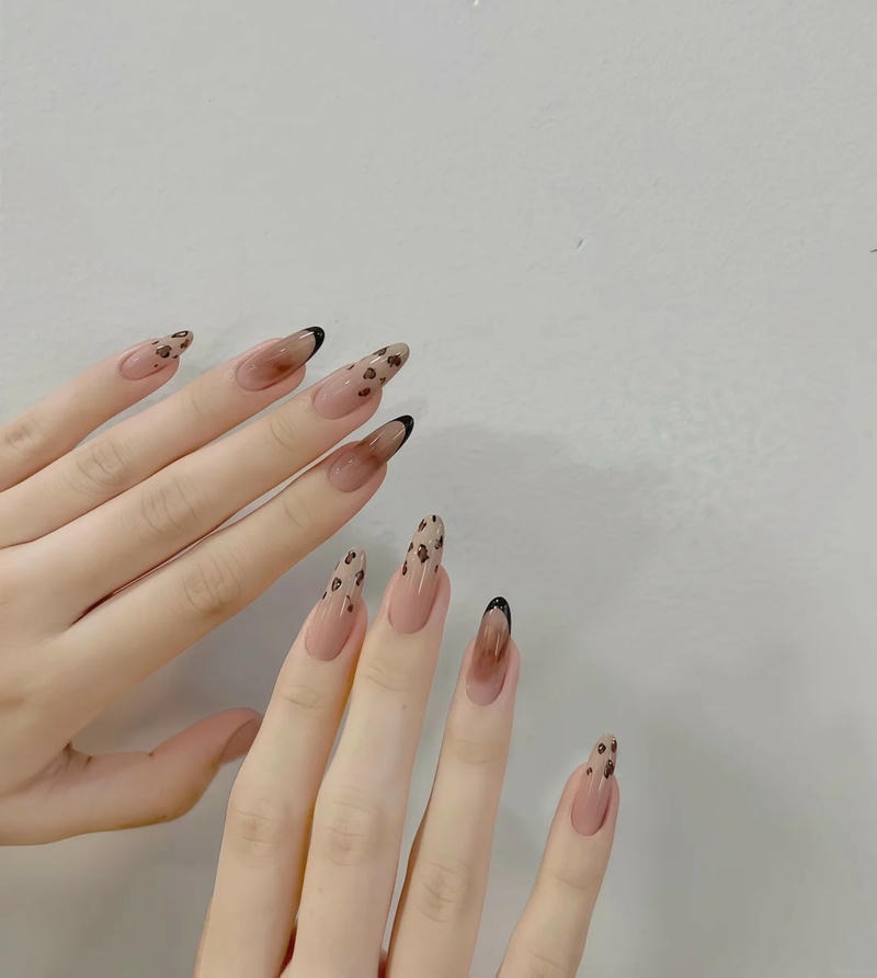 Khám phá kho nail da báo cực đẹp