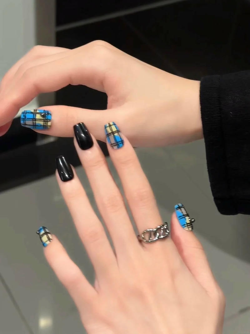 Khám phá kho nail kẻ cực đẹp