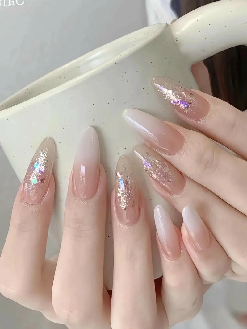 Khám phá kho nail kim tuyến cuốn hút