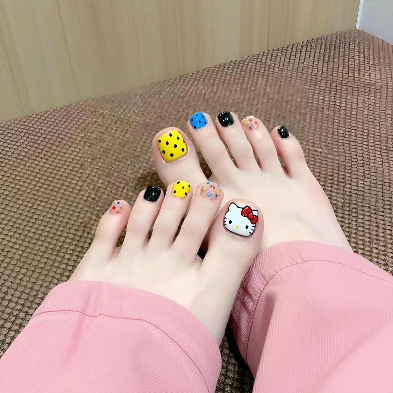 Khám phá nail chân nhiều màu đẹp nhất
