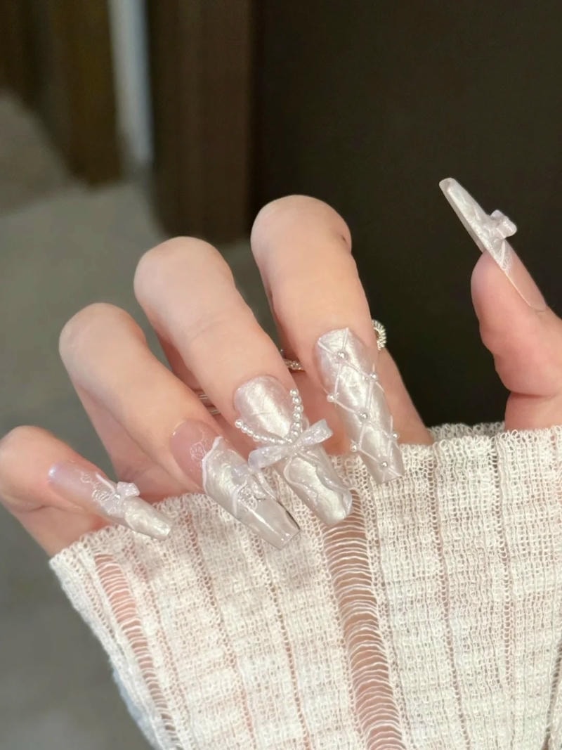 Khám phá nail đính nơ đẹp sắc nét
