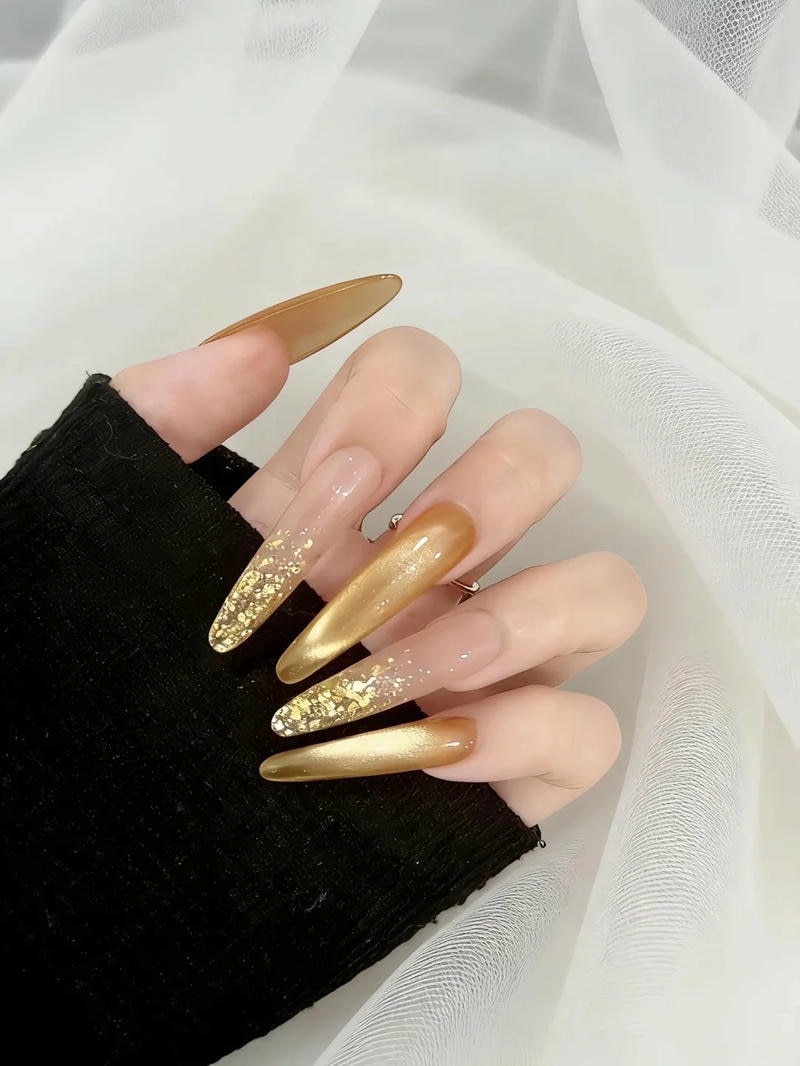 Khám phá nail màu vàng cuốn hút