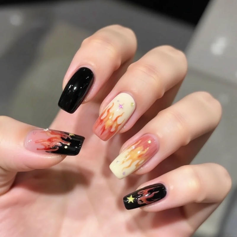 Khám phá nail ngọn lửa cuốn hút