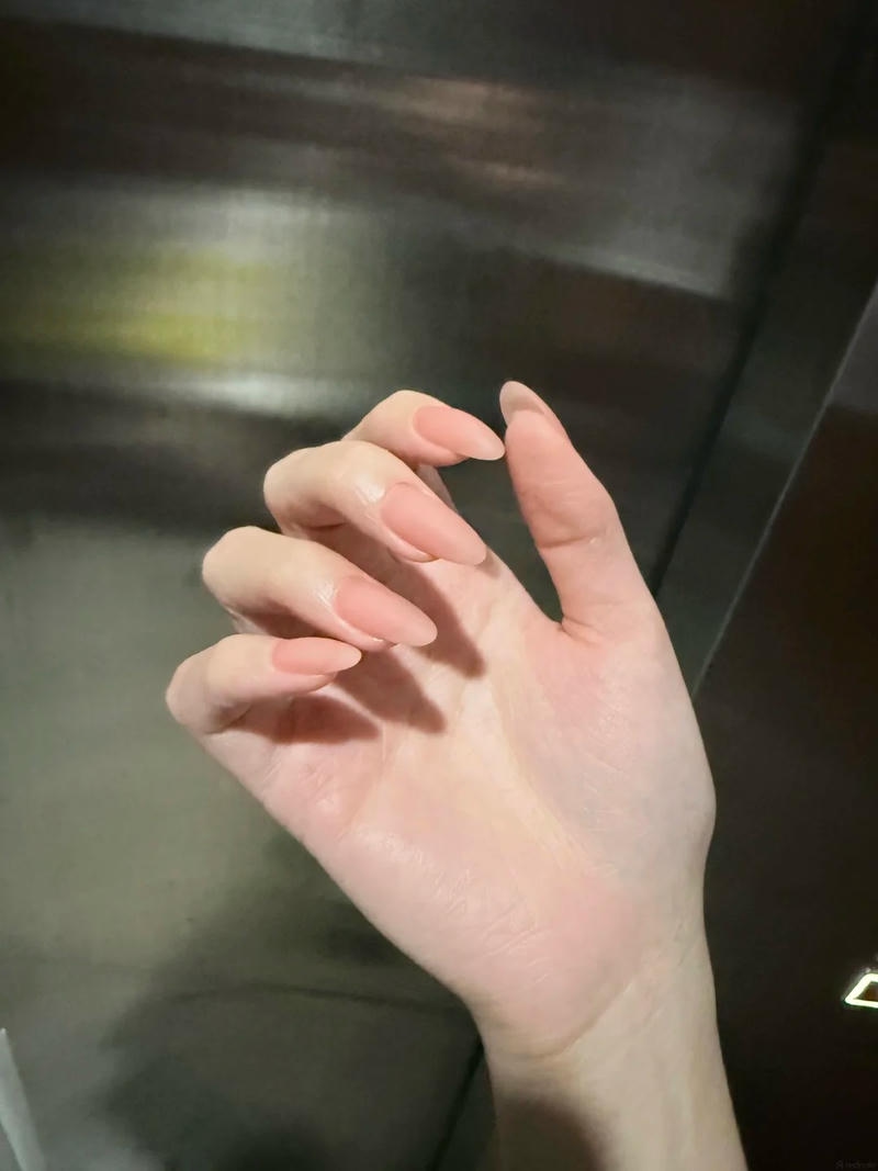 Khám phá nail nhám độc đáo