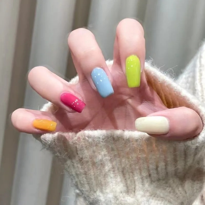 Khám phá nail nhiều màu đẹp nhất