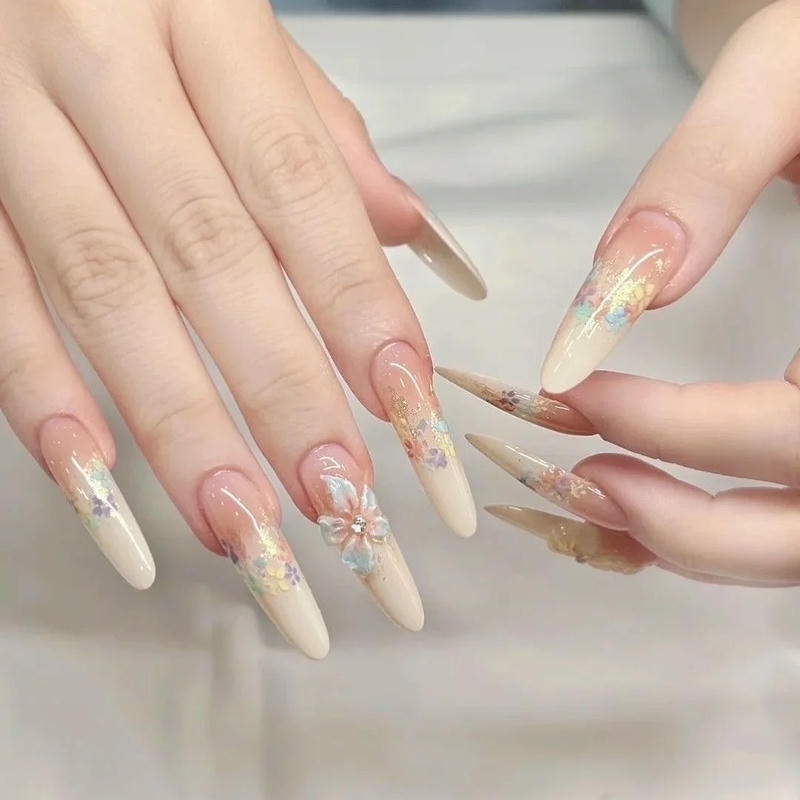 Khám phá nail sang chảnh độc đáo