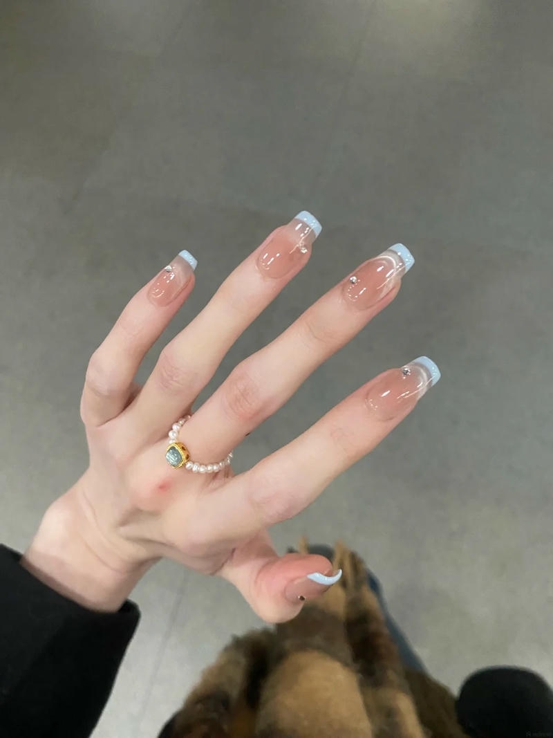 Khám phá nail sơn đầu móng đẹp