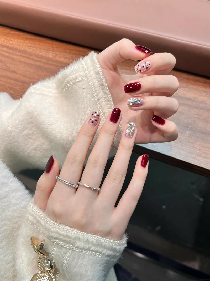 Loạt nail đỏ đẹp đẹp