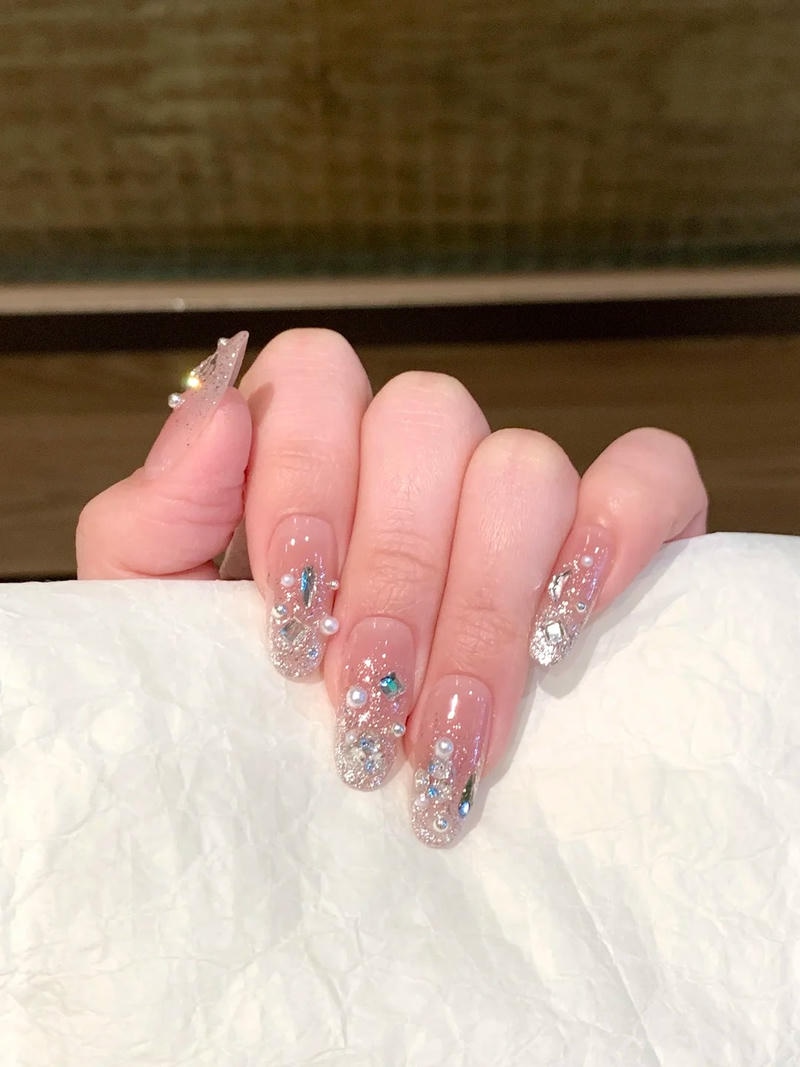 Loạt nail nhũ đẹp