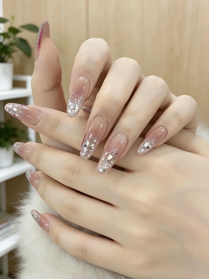 Ngắm bộ nail kim tuyến mới chất lượng cao