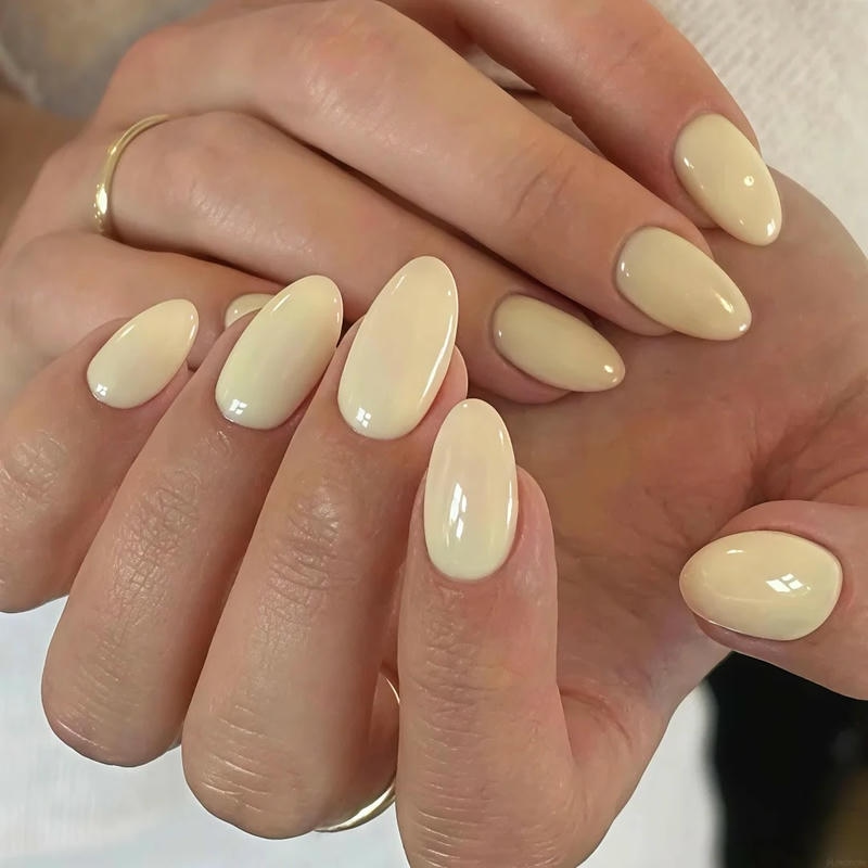 Ngắm bộ nail màu vàng mới chất lượng cao