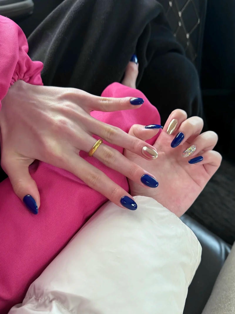 Ngắm bộ nail màu xanh coban cực hot
