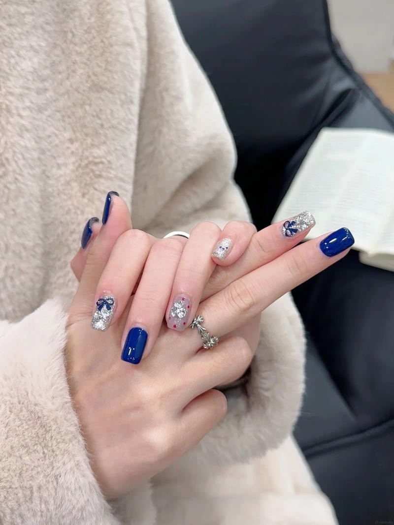 Ngắm bộ nail màu xanh coban mới chất lượng cao