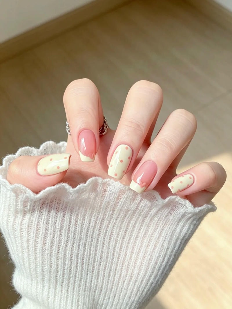 Ngắm nail đơn giản cho học sinh hot