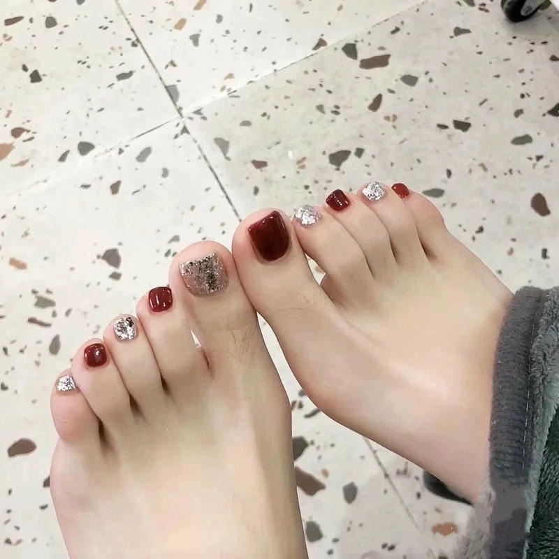 Tải về nail chân cho học sinh mới