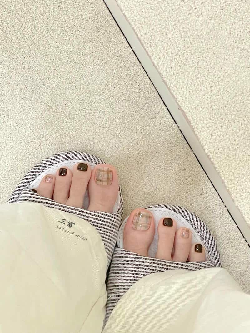 Tải về nail chân kẻ mới