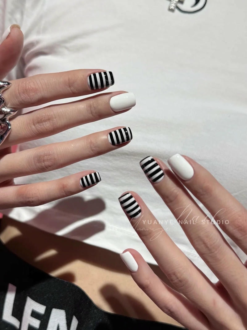 Tải về nail kẻ miễn phí