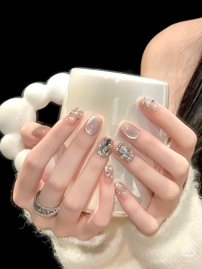 Tải về nail kim tuyến mới