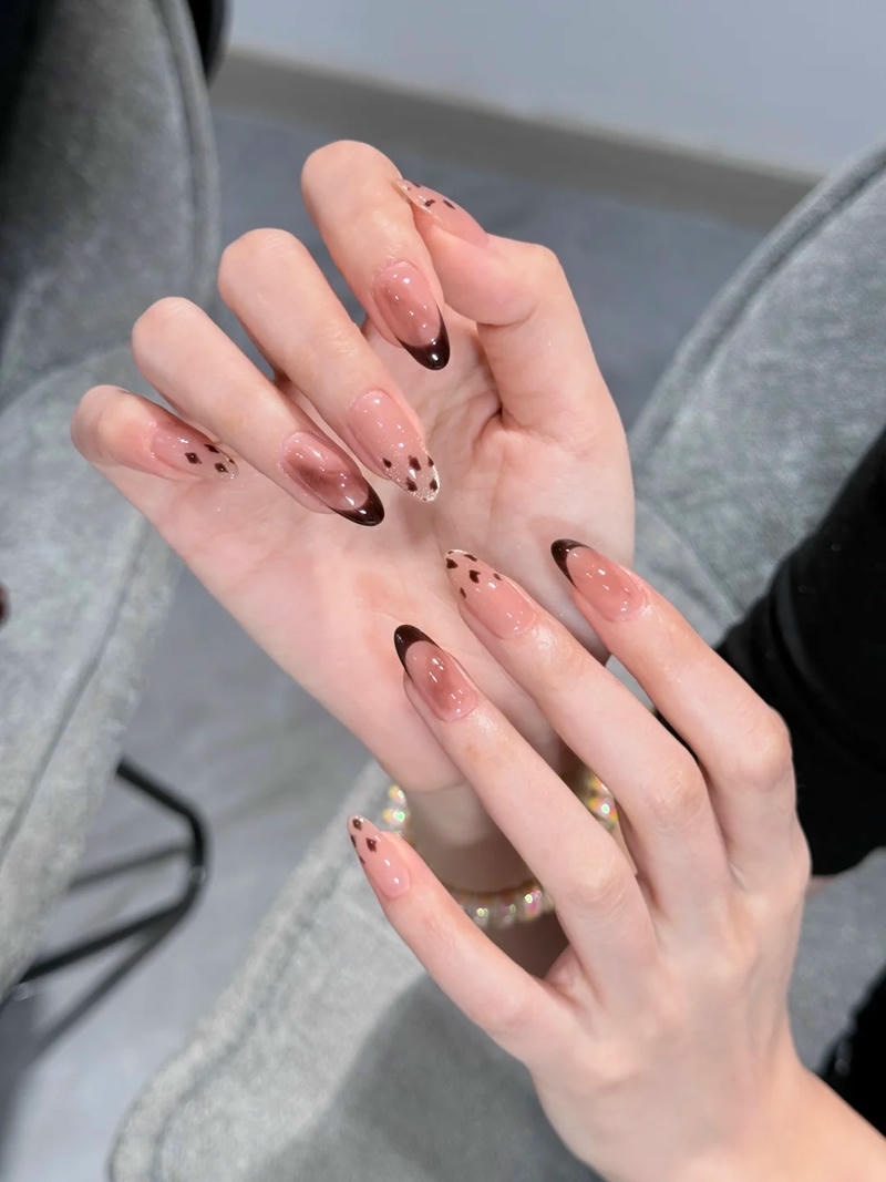 Tuyển chọn nail da báo chất lượng nhất