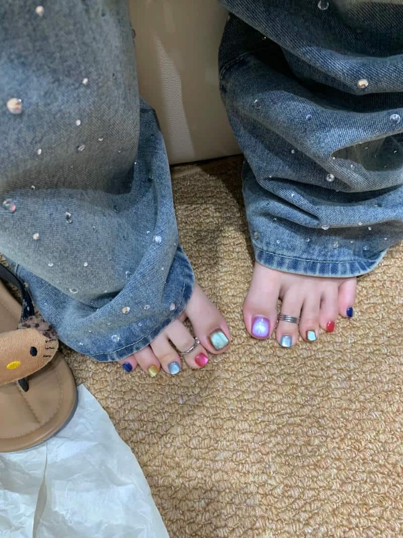 Tuyển tập bộ nail chân nhiều màu trend nhất