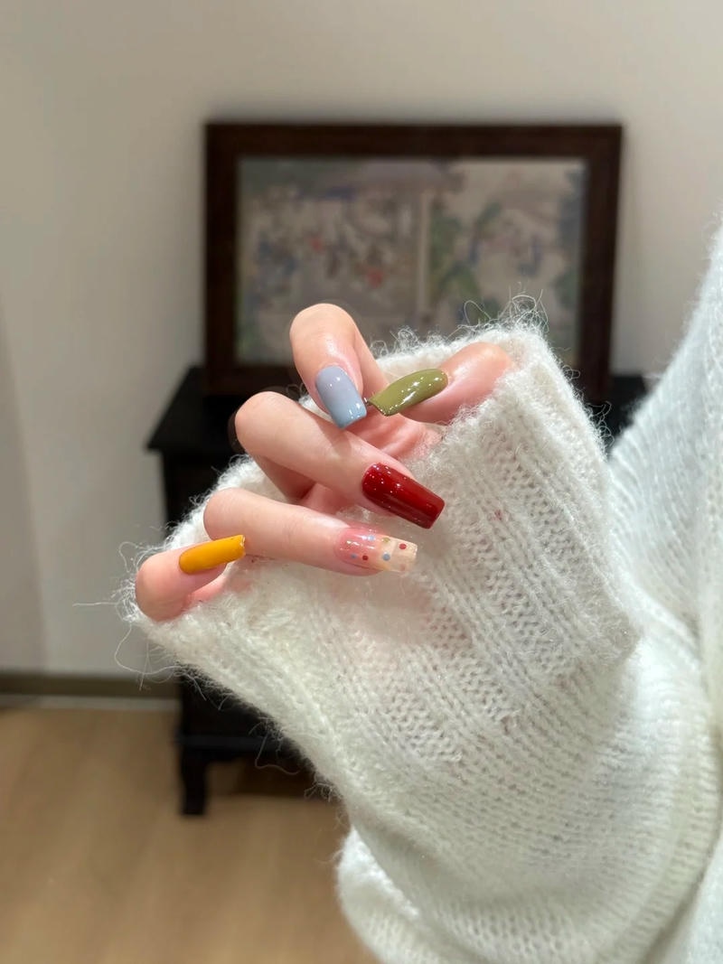 Xem bộ nail nhiều màu miễn phí