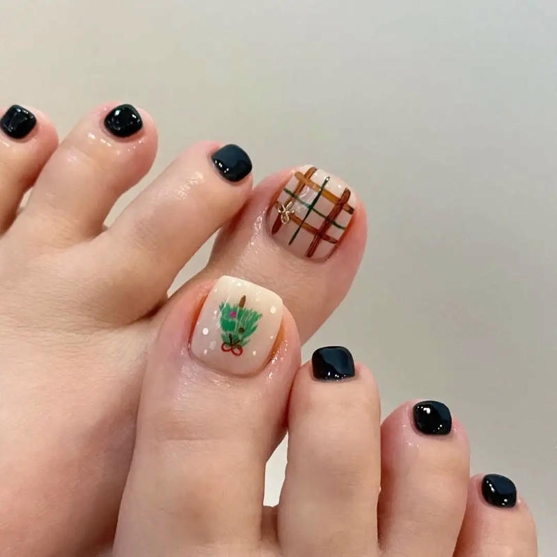 Xem nail chân kẻ đẹp