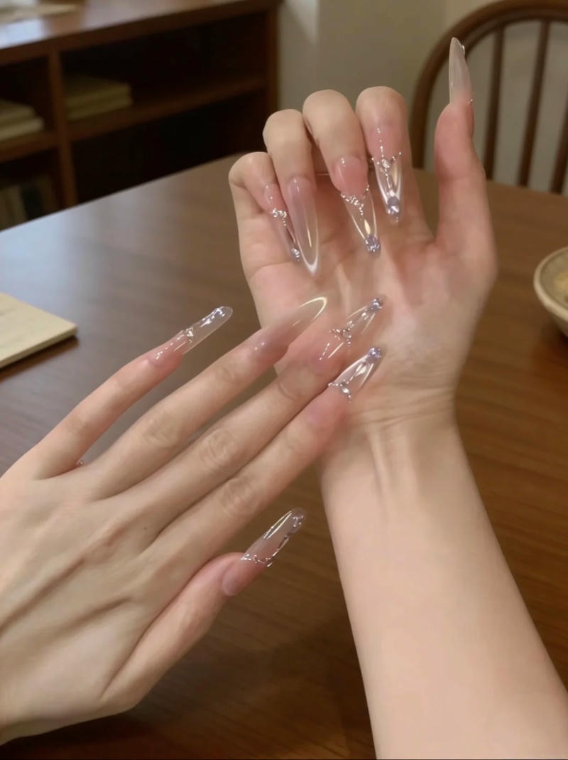 Xem nail nhũ mới nhất