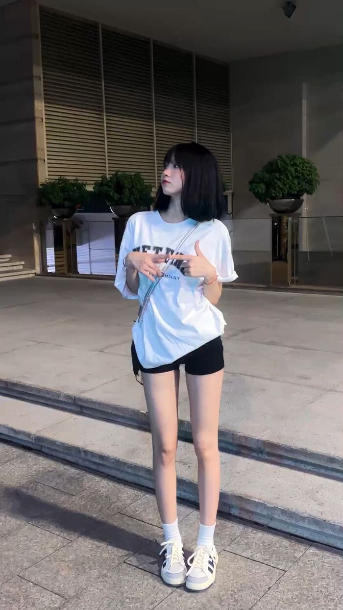 ảnh hot girl chân dài ngầu đẹp