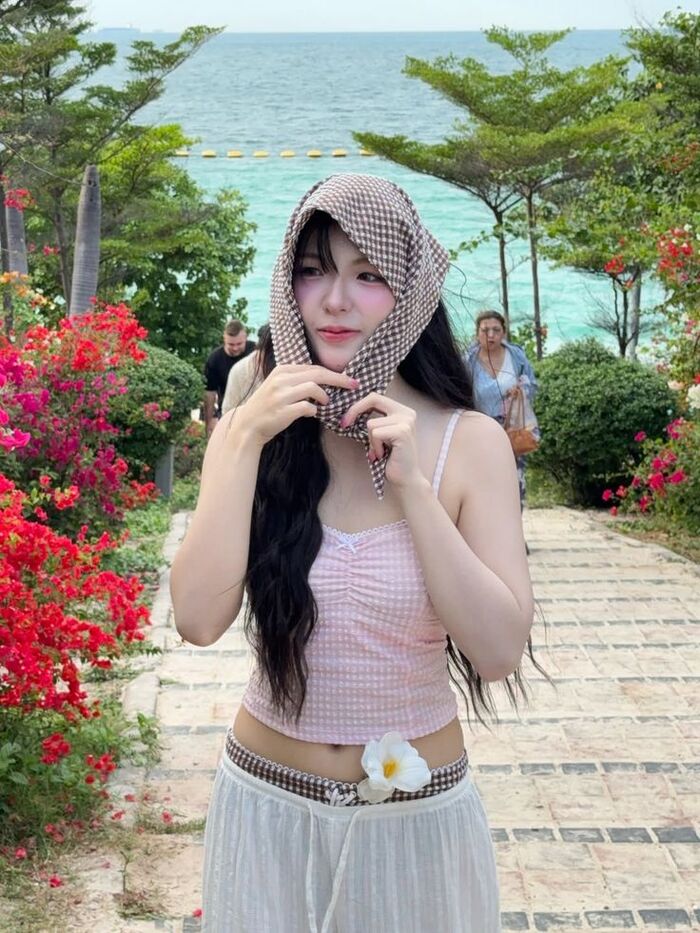 gái xinh 2k3 siêu cute