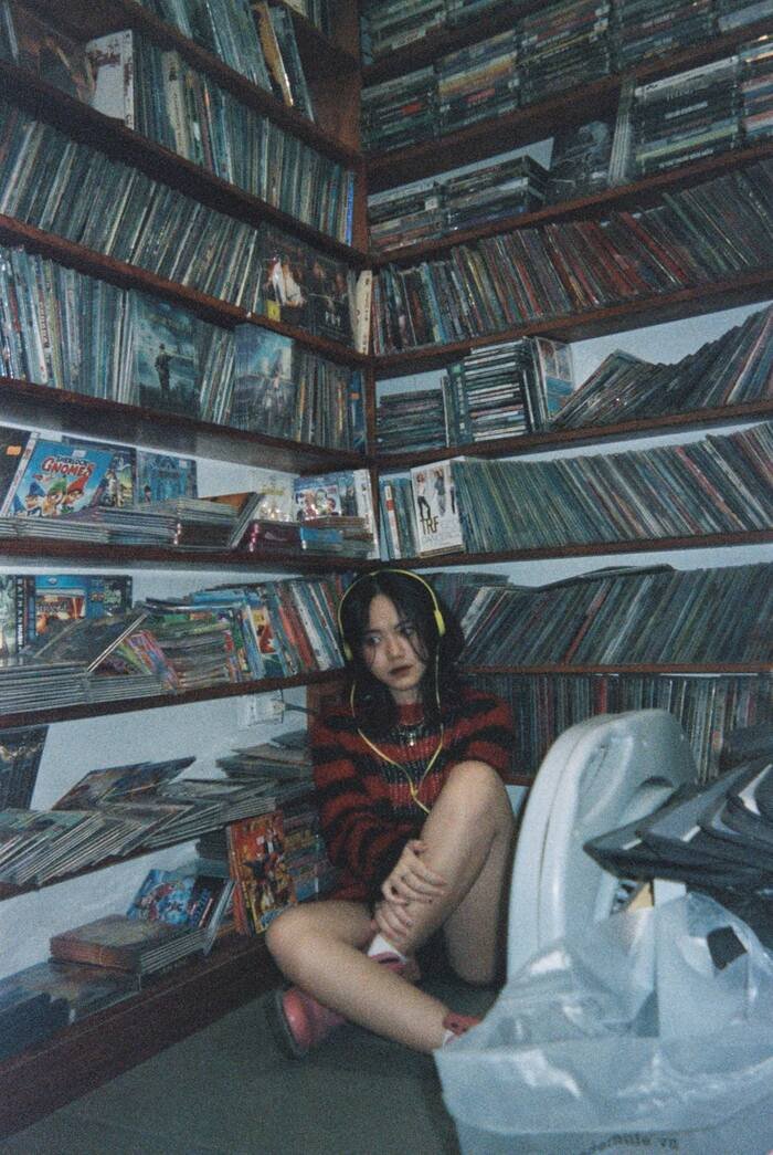 gái xinh buồn siêu cute