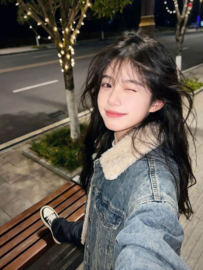 gái xinh cười như nàng thơ hot girl full hd