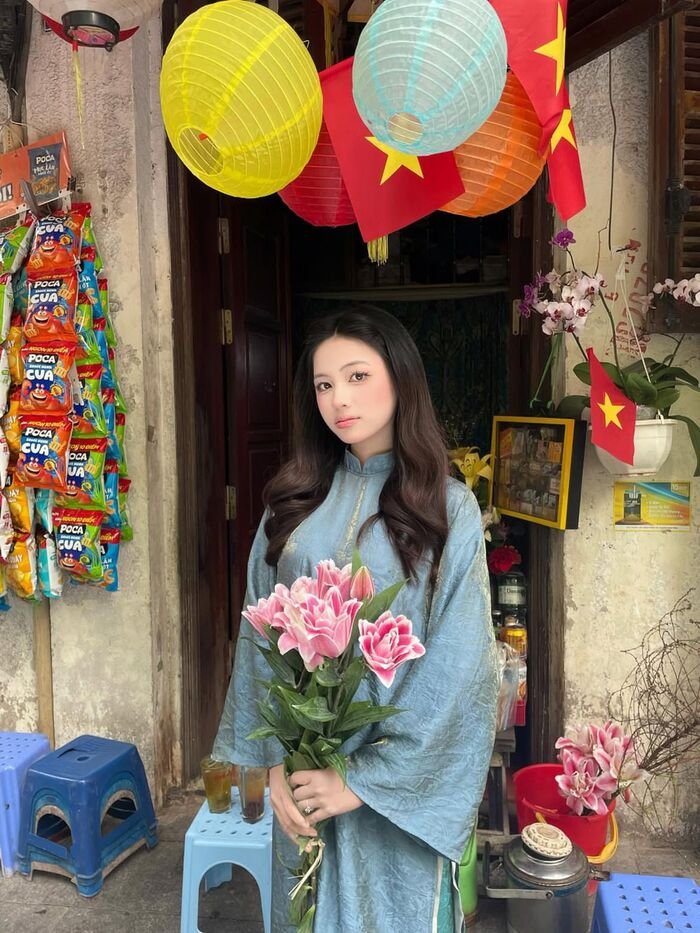 gái xinh mặc áo dài