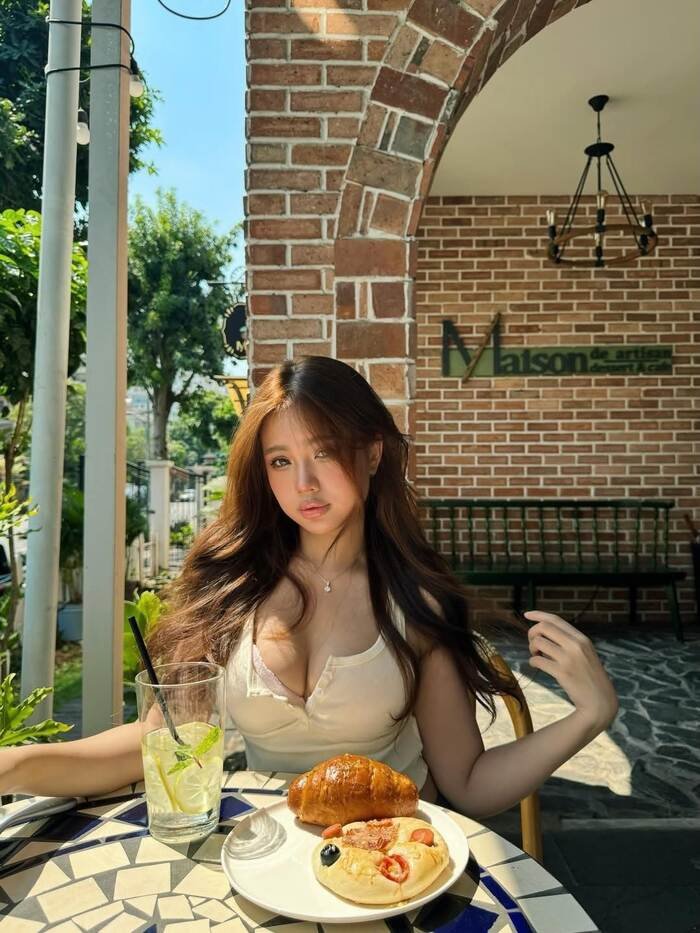 gái xinh mlem ig hot hd